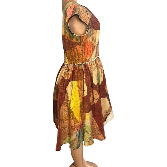 Making the Cut Award Winning Dress Southwestern Beachy Carnival - Picture 9 of 9